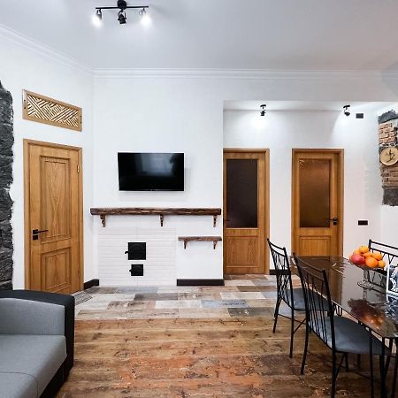 Aros Apartment Gyumri Ngoại thất bức ảnh