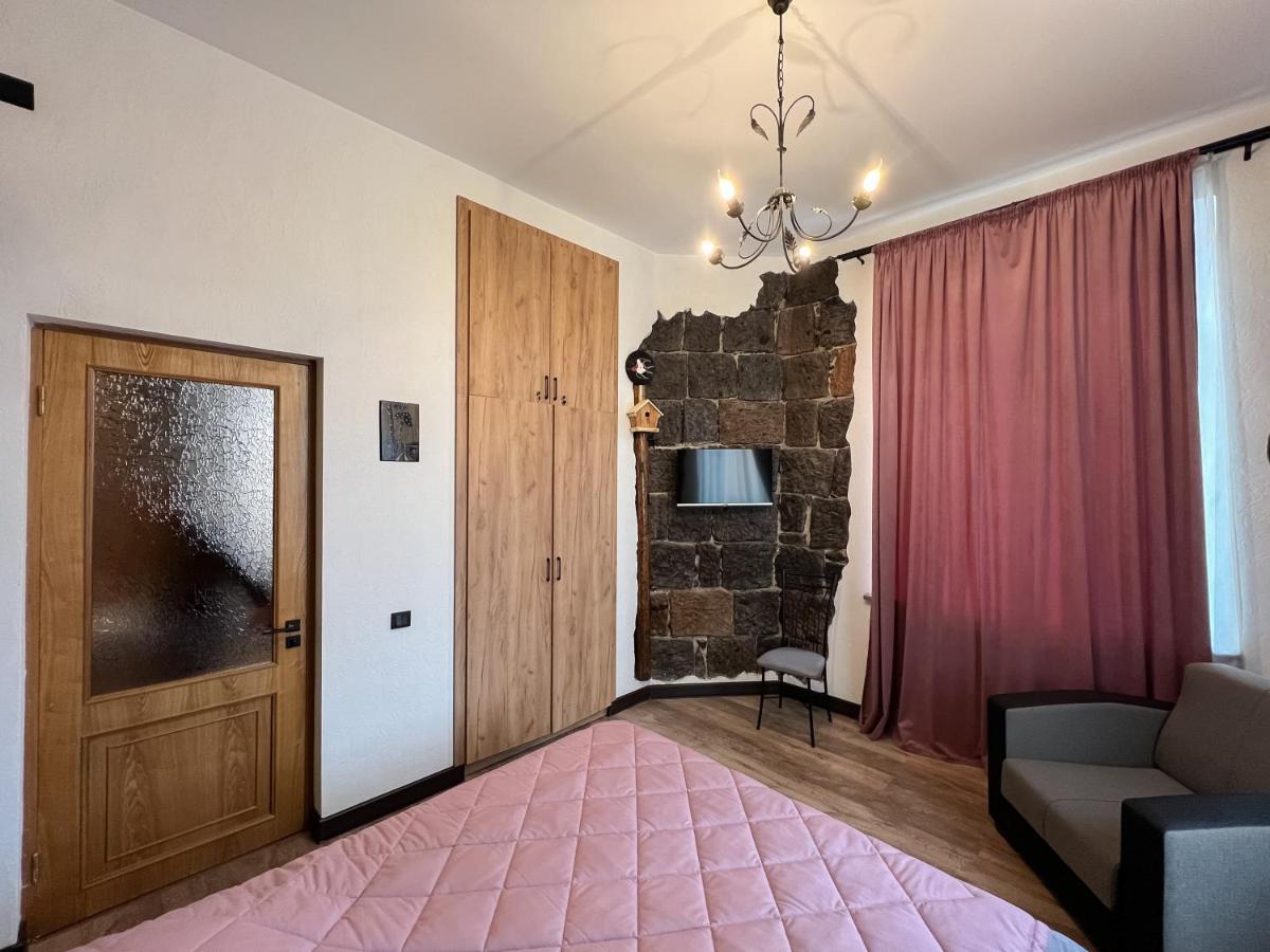 Aros Apartment Gyumri Ngoại thất bức ảnh